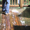 Dégriseur professionnel pour terrasse en bois